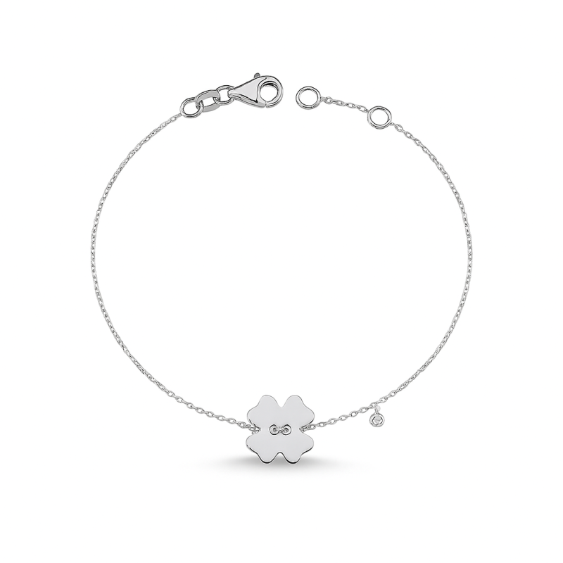 Minimal Diamond Clover Bracelet